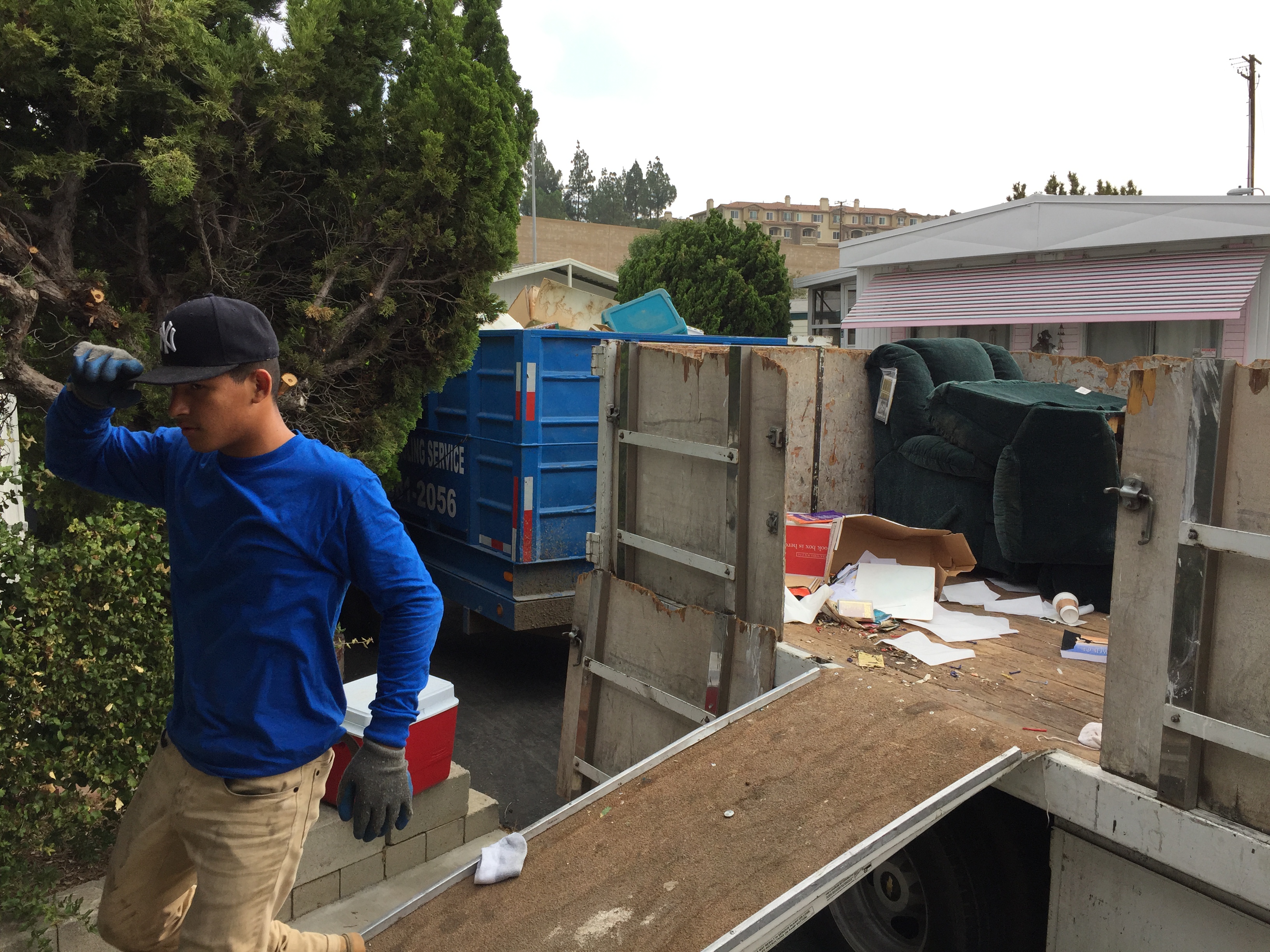 hoarder cleaning van nuys